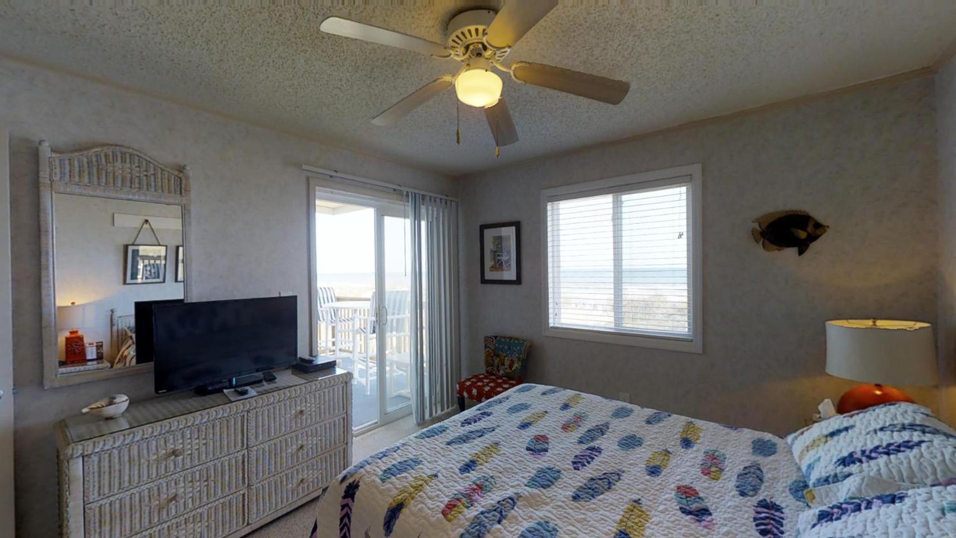 Beachmaster Unit 107 In Cherry Grove Is An Oceanfront Condo Myrtle Beach Exterior photo